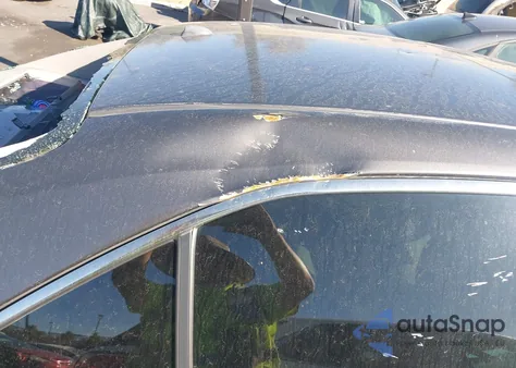 2010 Toyota Camry Xle V6 z USA, uszkodzony, nr VIN JTNBK3EK3A3049168